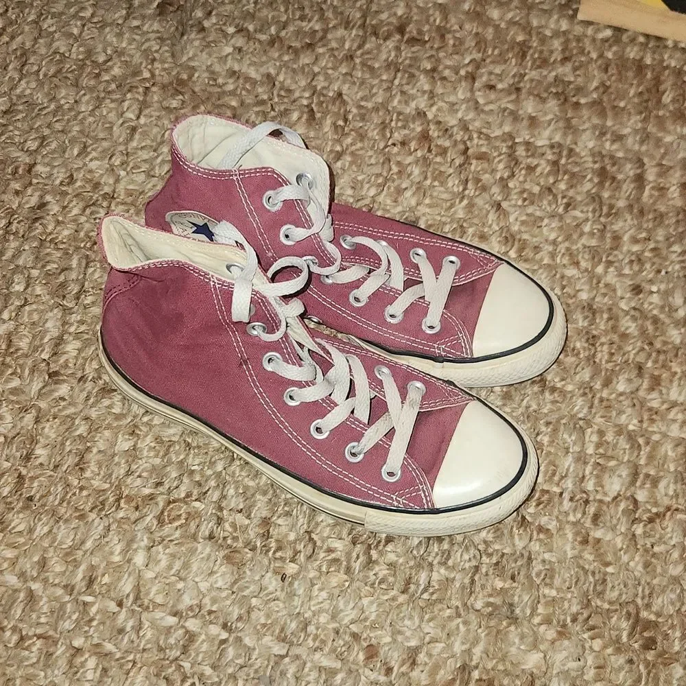 Converse All Star Chuck Taylor Red Shoes M6 W8